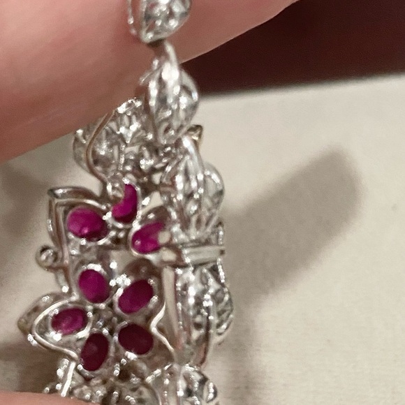 18k White Solid Gold Ruby/ Diamond Bracelet estimated evaluated over 13k - Picture 9 of 10